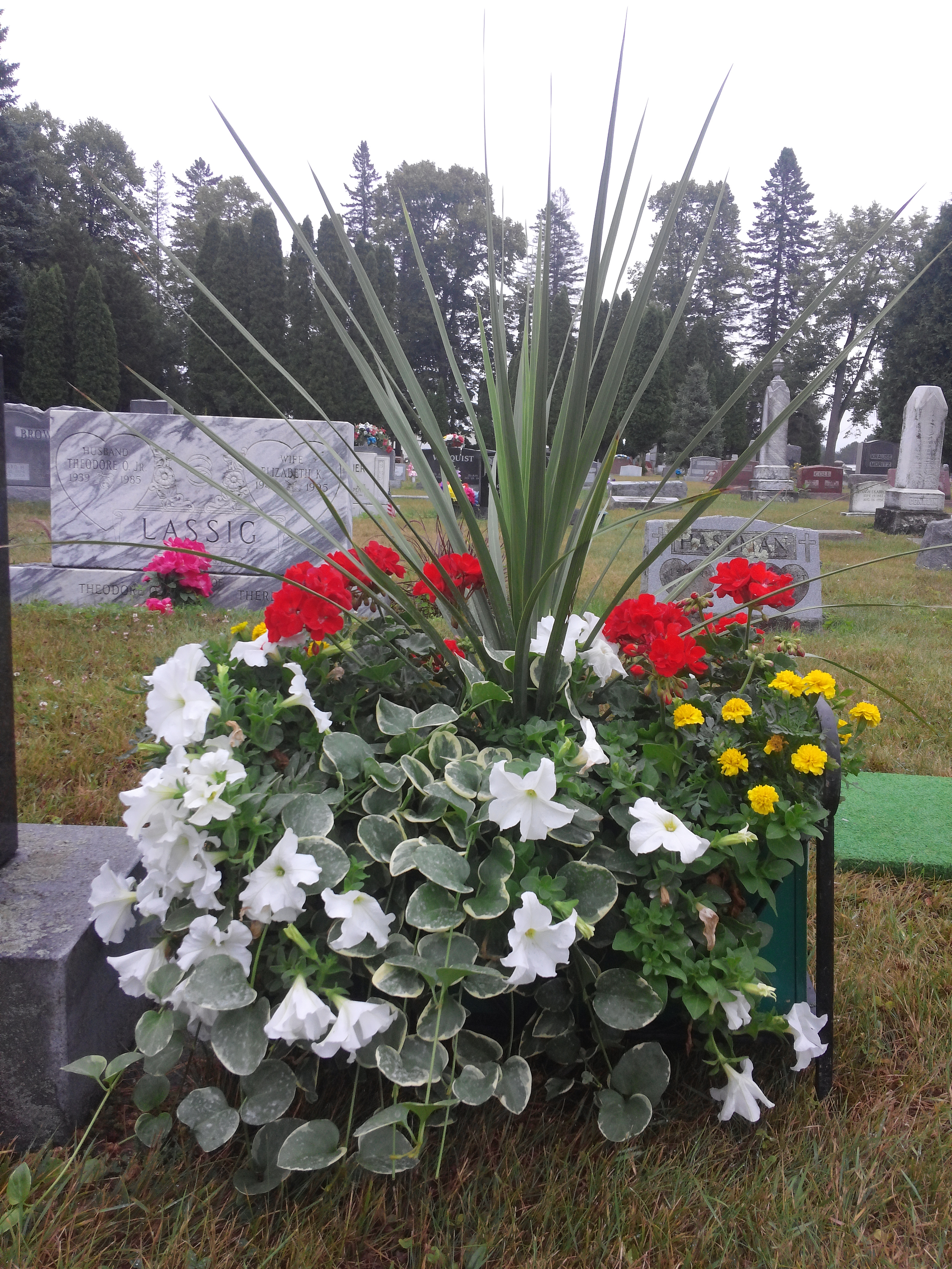 Forth Floral Cemetery Planter Service Cemetery Box