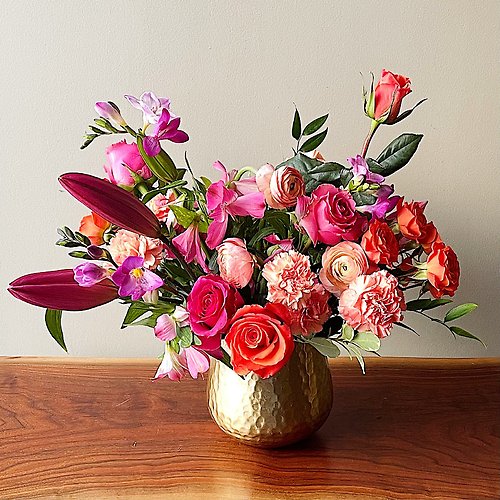 Forth\'s Captivating Bouquet